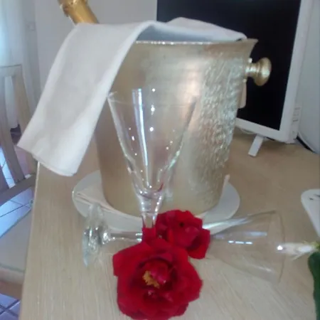 Hotel Mya Porto Cervo Hotell 3*