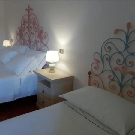Hotel Mya Porto Cervo Hotell