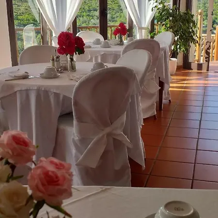 Hotell Hotel Mya Porto Cervo 3*