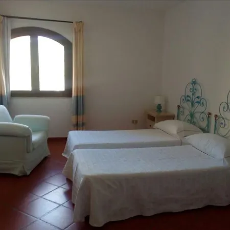 Hotel Mya Porto Cervo 3*